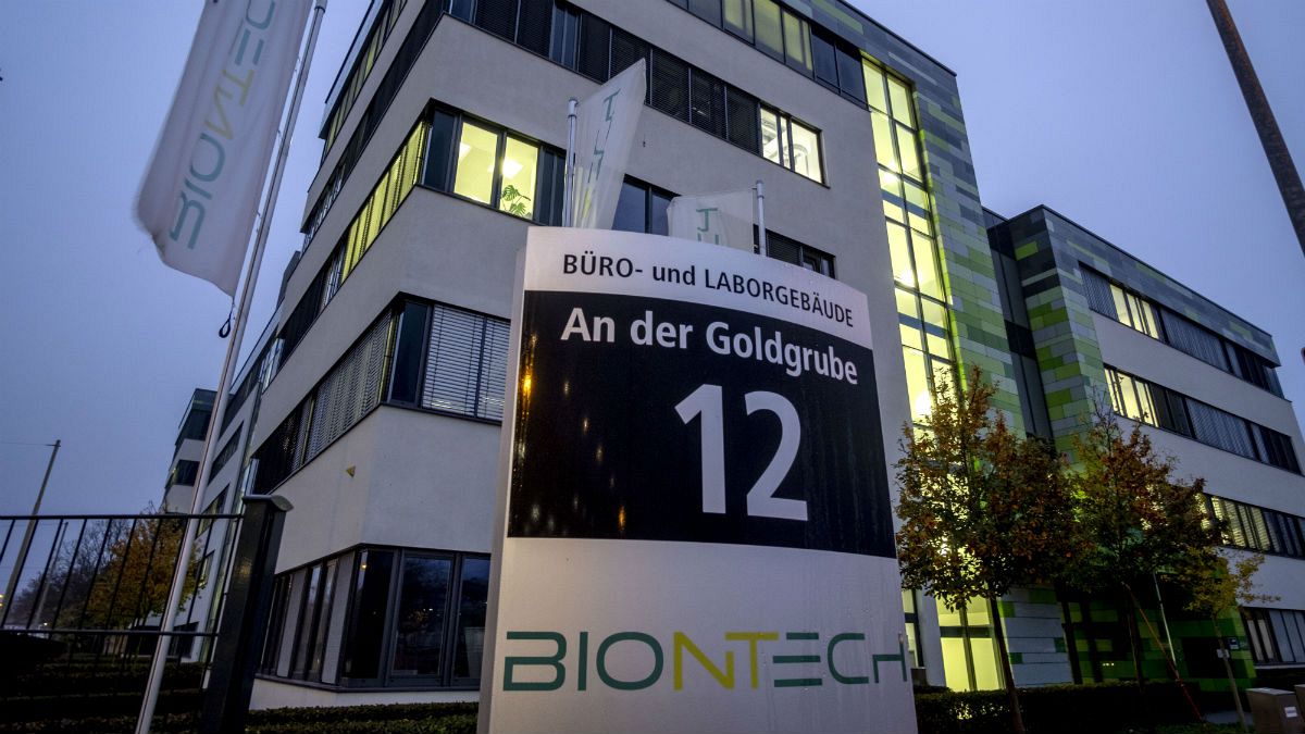دفتر مرکزی شرکت داروسازی بیون‌تک در آلمان