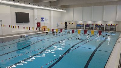 So macht das Kraulen noch mehr Spaß - das nachhaltigste Schwimmbad von Brüssel