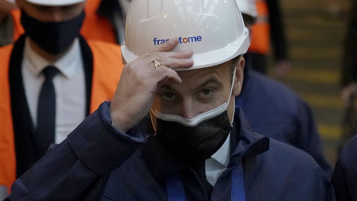 Fransa Cumhurbaşkanı Emmanuel Macron, Le Creusot kentindeki Framatome nükleer reaktör üretim tesisini ziyaret etti