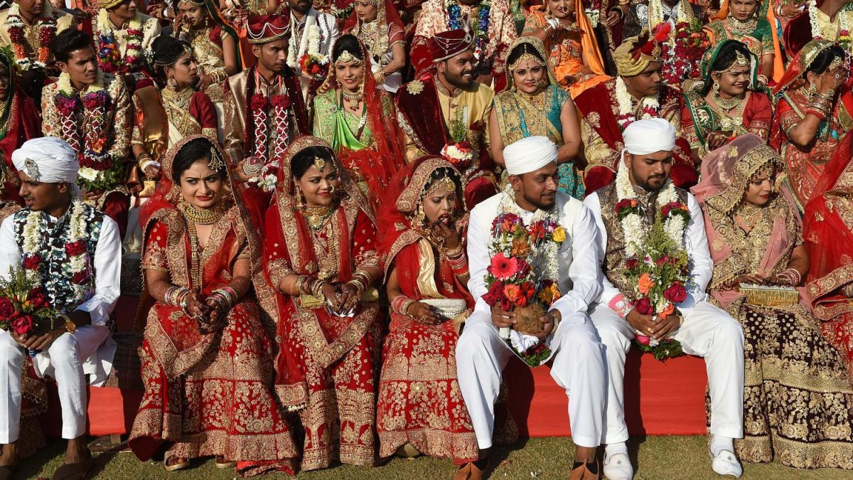 Hindistan'da toplu düğün