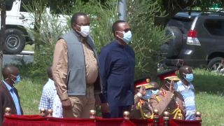 Abiy Ahmed main dans la main avec le Président kenyan