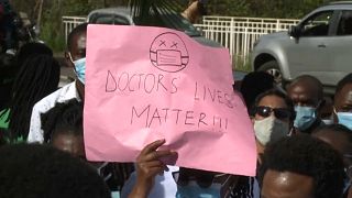 Angry medics protest poor working conditions during COVID in Kenya