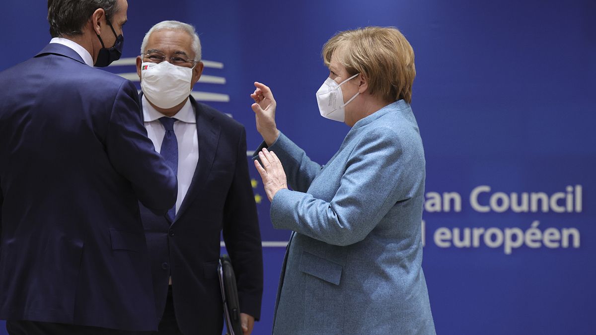 На Саммите ЕС обсуждают общие деньги и борьбу с коронавирусом 