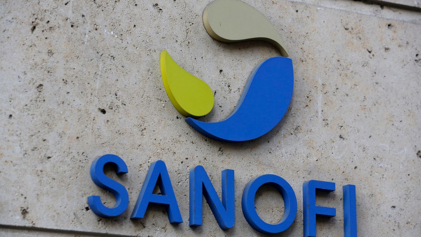 Covid 19 Vaccine France S Sanofi To Produce Millions Of Johnson Johnson Doses Euronews