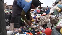 Empresa queniana produz pavimento a partir de lixo plástico