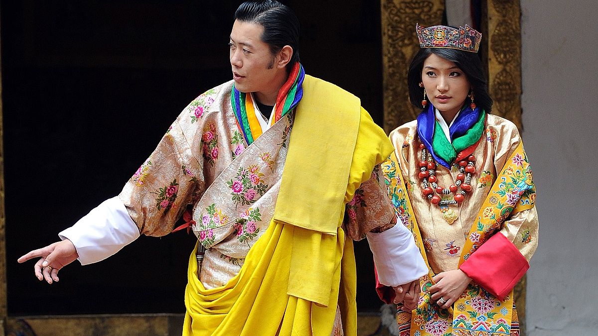 ملك بوتان جيجميه خوسار وانغتشوك وعقيلته جيتسون بيما  