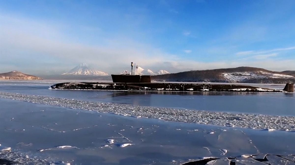 ویدئو؛ زیردریایی هسته‌ای روسیه چهار موشک بالستیک را با شلیک به هدف آزمایش کرد