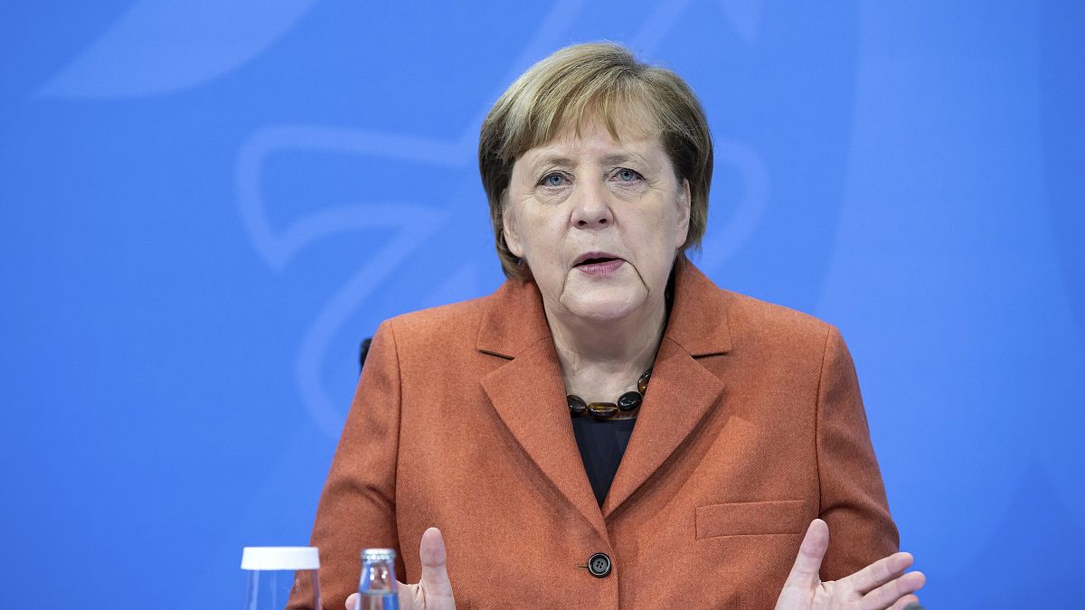  Chancellor Angela Merkel (CDU) comments on the further procedure in the Corona crisis at a press conference in the Federal Chancellery, on Sunday, Dec.13, 2012.