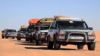 Libyan 4WD enthusiats ride through bumpy Sahara desert to revive tourism