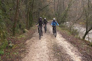 This cross-border cycle path links the Atlantic Pyrenees to towns on the Spanish side of the border