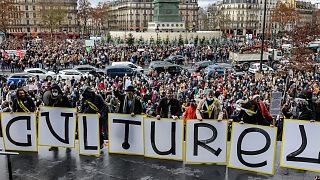تظاهرات بخش فرهنگ و هنر در پاریس