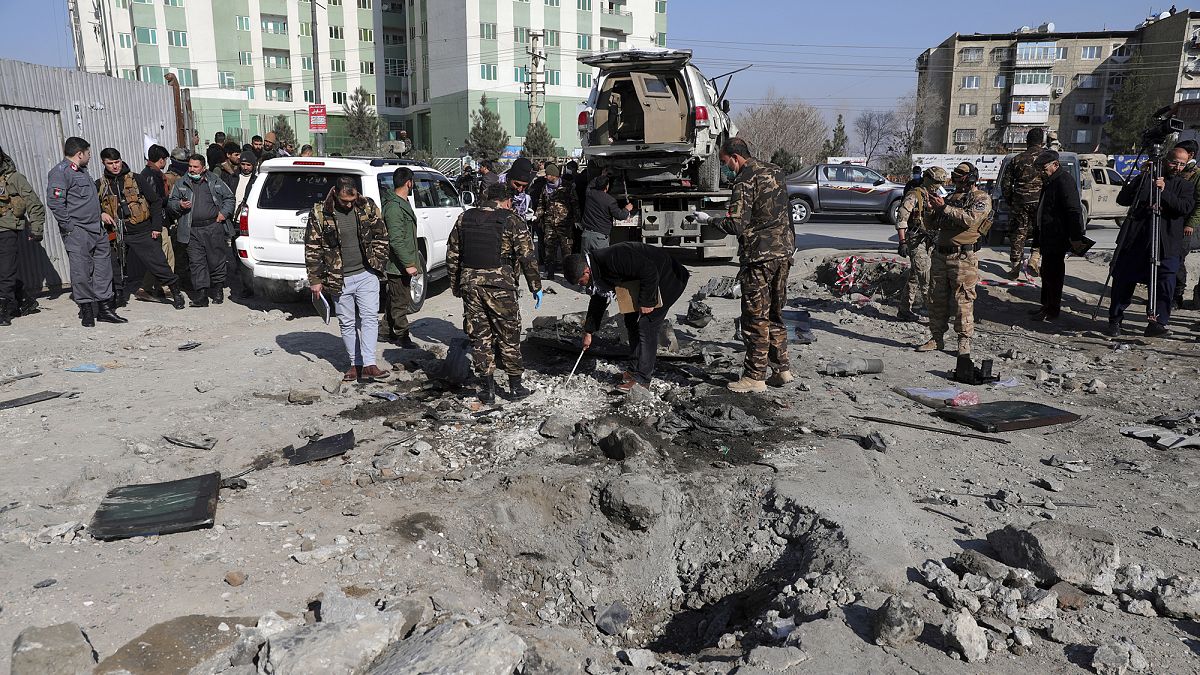 Afganistan'ın başkenti Kabil'in Vali Yardımcısı Mahbubullah Muhibi, aracına yerleştirilen mıknatıs bombasının infilak ettirilmesi sonucu hayatını kaybetti
