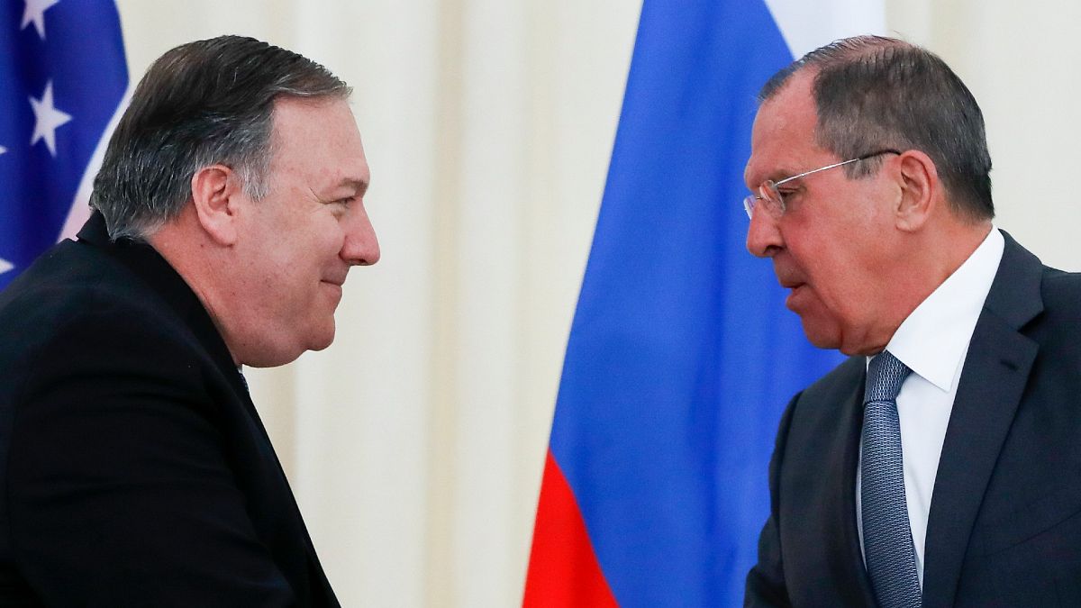 ABD Dışişleri Bakanı Mike Pompeo  ve Rus mevkidaşı Sergey Lavrov