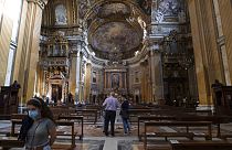 Vaticano antecipa Missa de Natal para respeitar recolher obrigatório