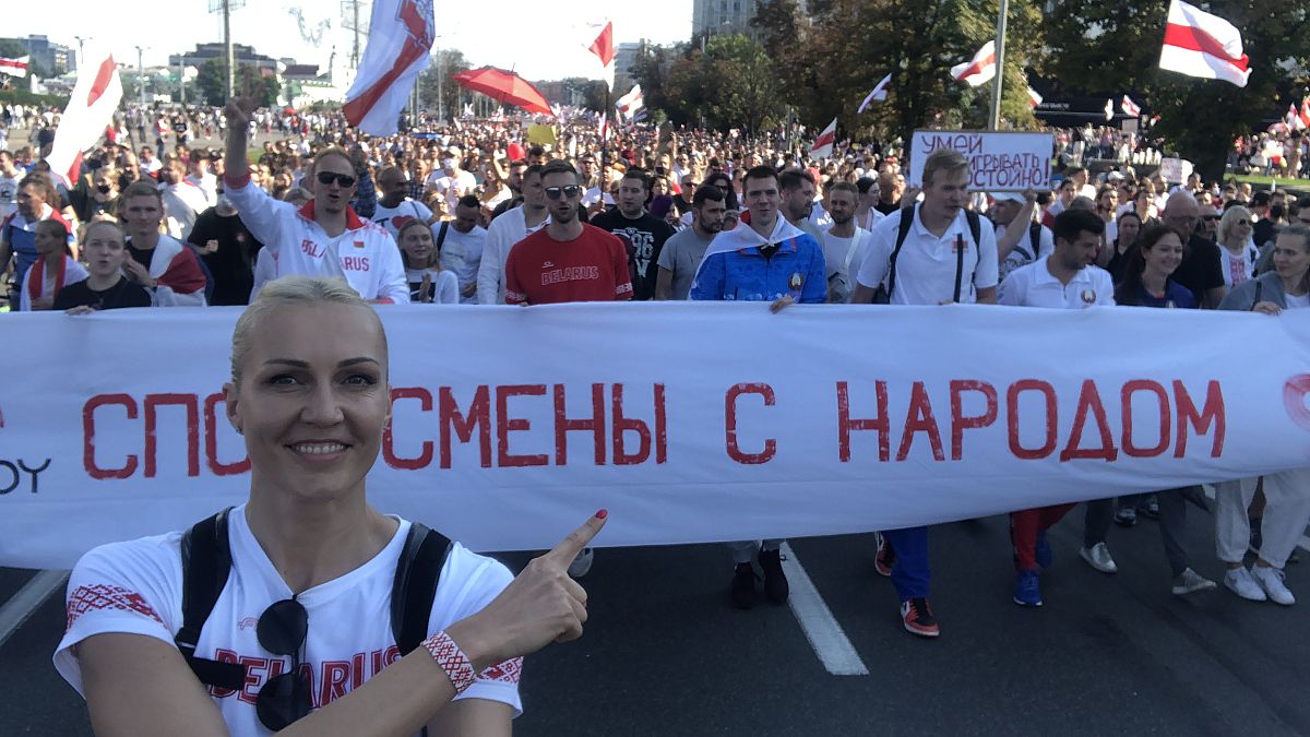 Yelena Leuchanka durante una delle manifestazioni contro Lukashenko