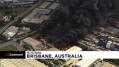 Крупный пожар в австралийском Брисбене 