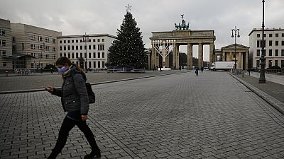 Confinements, couvre-feux, fermetures... l'Europe s'arme de précautions avant Noël