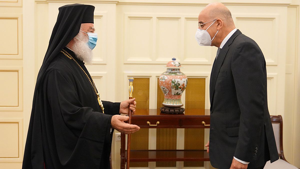 Ο υπουργός Εξωτερικών, Νίκος Δένδιας συναντήθηκε με τον πατριάρχη Αλεξάνδρειας Θεόδωρο Β