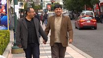 شاهد: أول زواج مثلي يلقى اعتراف الدولة في بوليفيا 