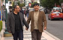 شاهد: أول زواج مثلي يلقى اعتراف الدولة في بوليفيا