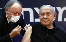 COVID-19 | Netanyahu inaugura la campaña de vacunaciones en Israel