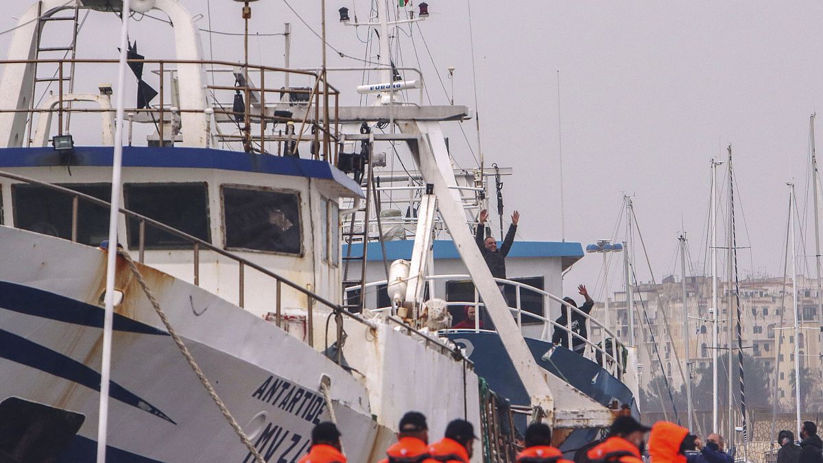 Kiszabadultak Líbiából az olasz halászok