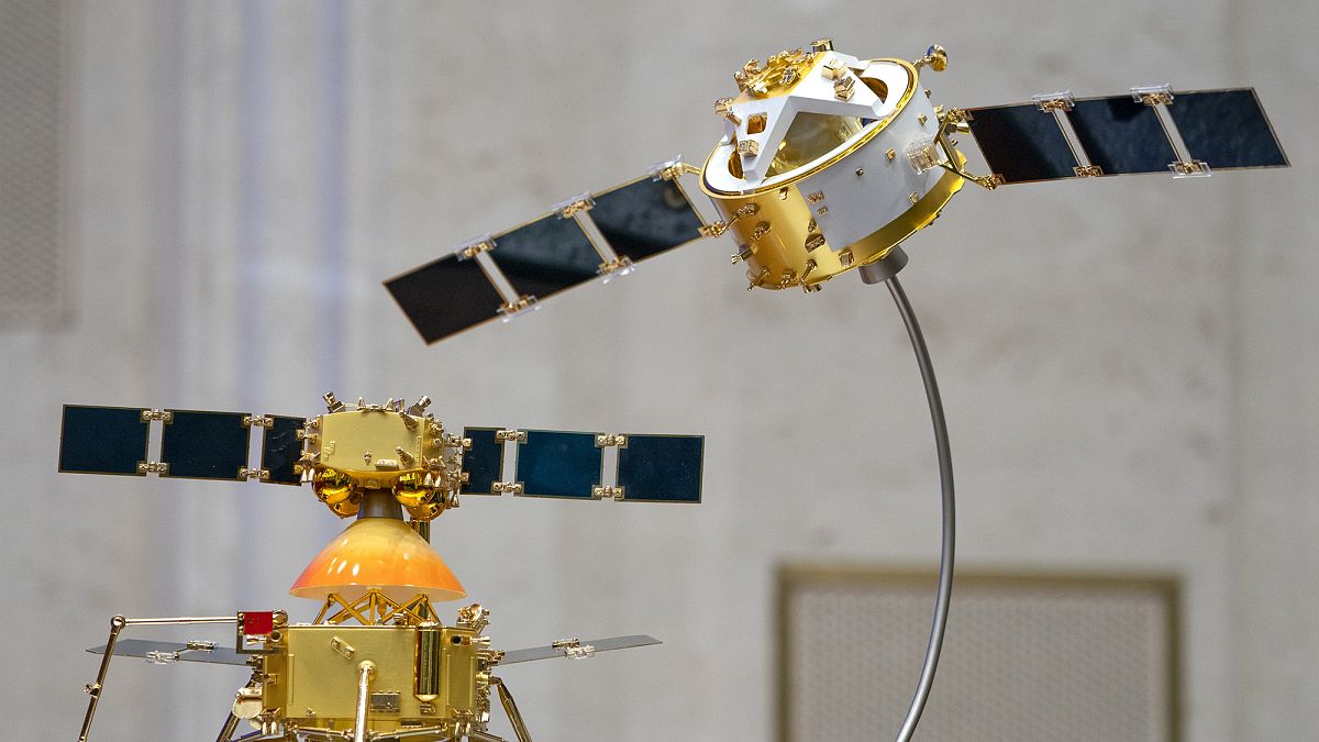 Çin'e ait Chang'e 5 uzay aracının prototipi