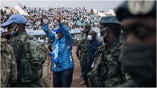 رئيس جمهورية أفريقيا الوسطى بين أنصاره