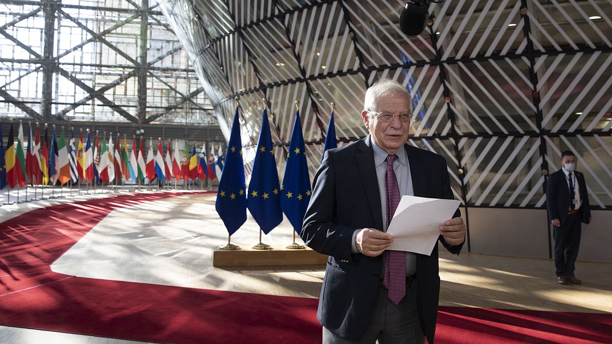 جوزپ بورل پس از نشست وزیران خارجهٔ اروپا 