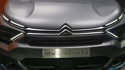 Comissão Europeia aprova fusão entre Peugeot-Citroën e Fiat-Chrysler