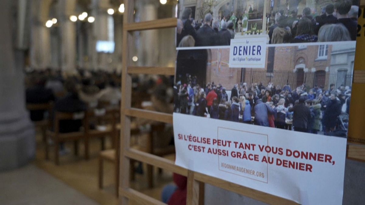French church prays for Christmas funds as finances are squeezed