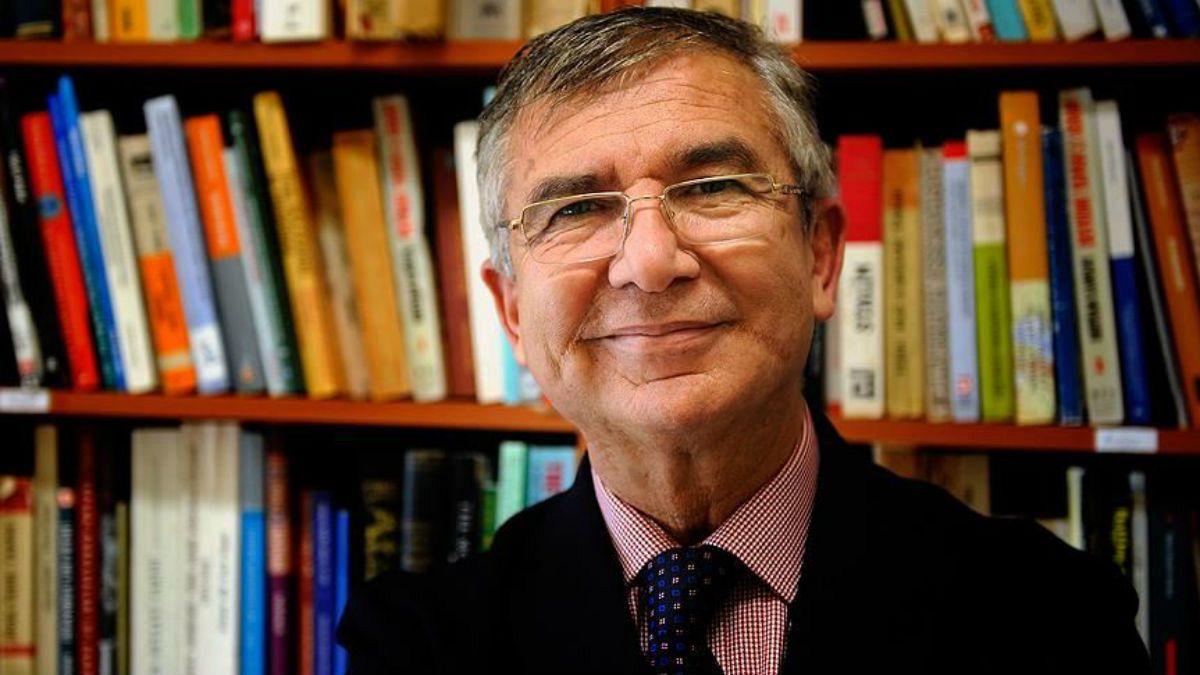 مسعود حقی جاشِن، استاد روابط بین‌الملل دانشگاه یِدیتِپ و مشاور روابط خارجی رئیس جمهوری ترکیه