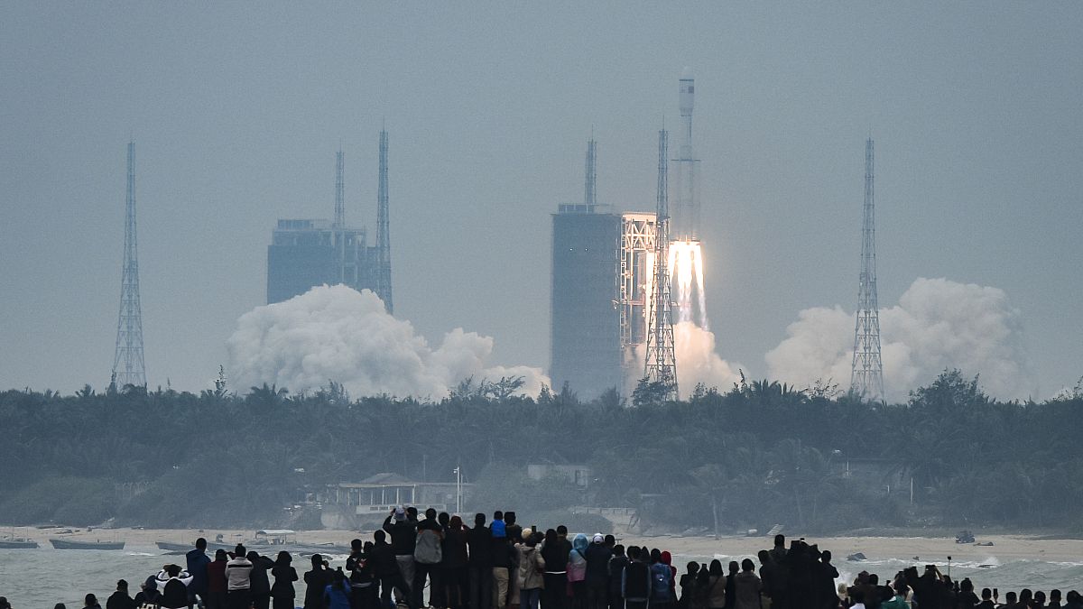 Çin Ulusal Uzay İdaresi bu uçuşun yeniden kullanılabilir fırlatıcıların geliştirilmesi stratejisinin bir parçası olduğunu açıkladı
