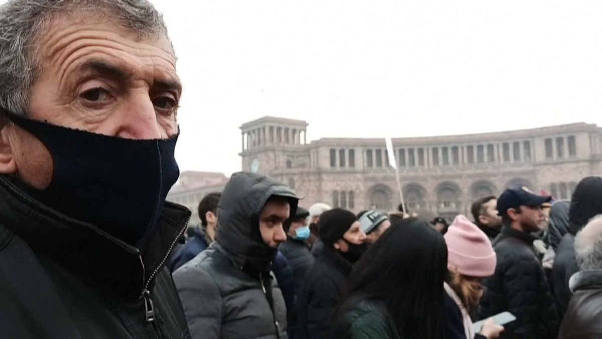 Противники Пашиняна вышли на улицы, кадр из видео