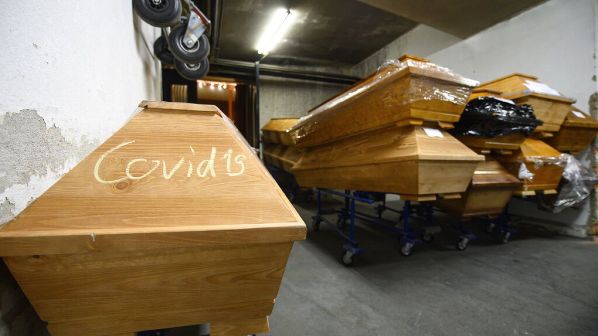 Viele Covid-19-Tote - Überfülltes Krematorium in Meissen