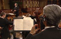 Viyana Filarmoni Orkestrası 2021'e Osmanlı sultanlarına konser veren Strauss'ların müziğiyle girdi