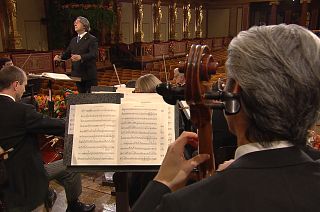 Vienna Philharmonic lifts spirits with iconic New Year's Concert