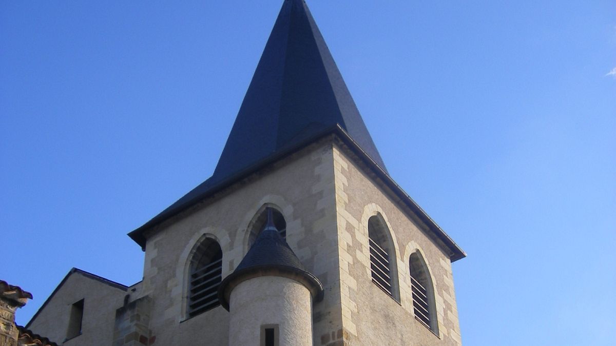 كنيسة سانت أري دو ديسيز في فرنسا