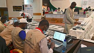 Nigeriens patiently await presidential election results