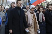 Алексей Навальный с женой на демонстрации в Москве в марте 2020 года.