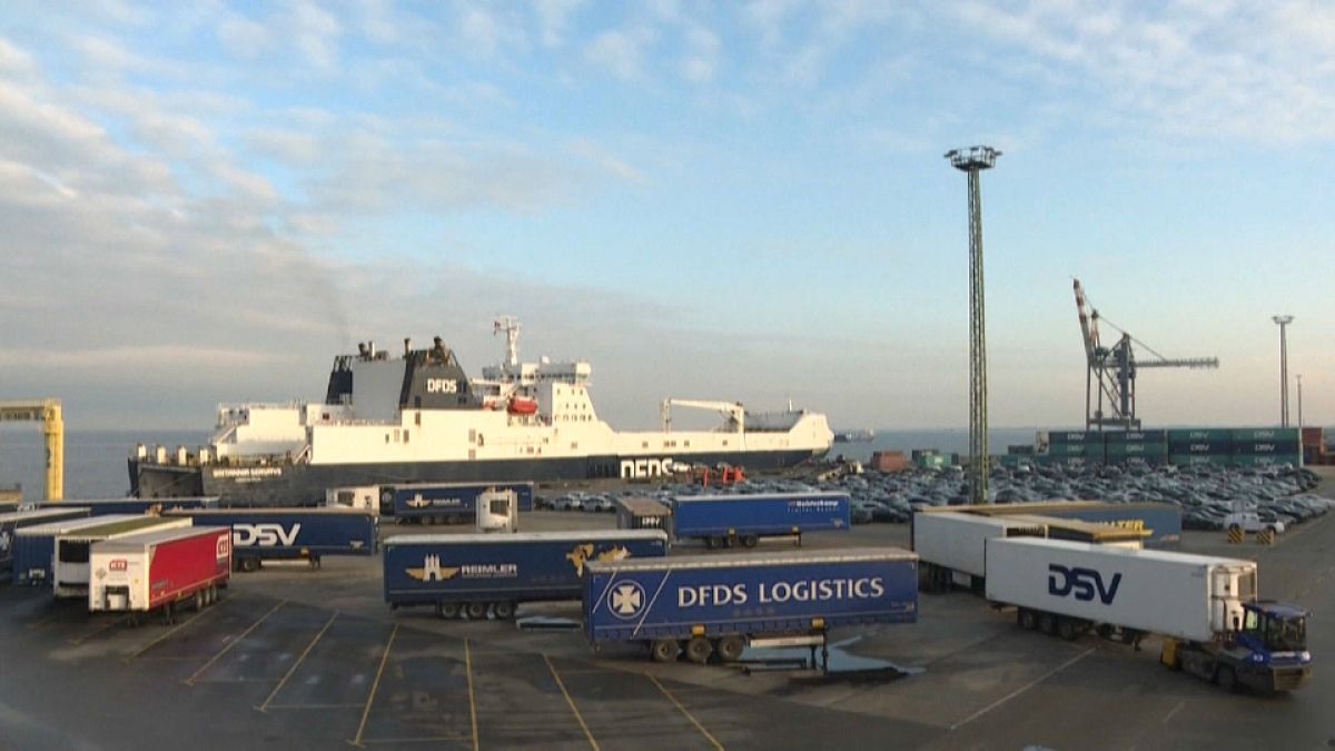 80 Prozent der Güter, die in Cuxhaven umgeschlagen werden, haben einen Bezug zu Großbritannien. 
