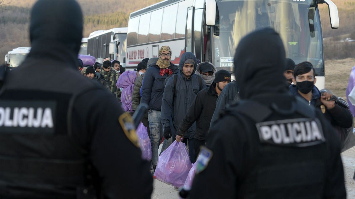 انتقال پناهجویان مستقر در بوسنی و در نزدیکی مرز کرواسی