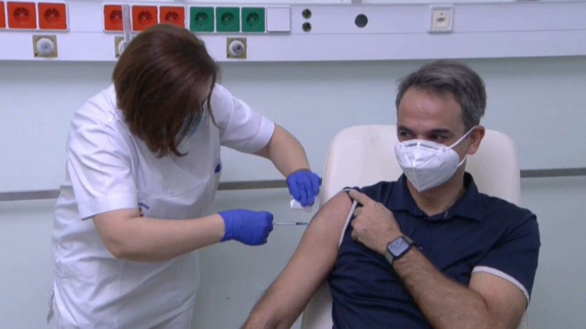 Le Premier ministre grec reçoit le vaccin anti-Covid Pfizer/BioNTech