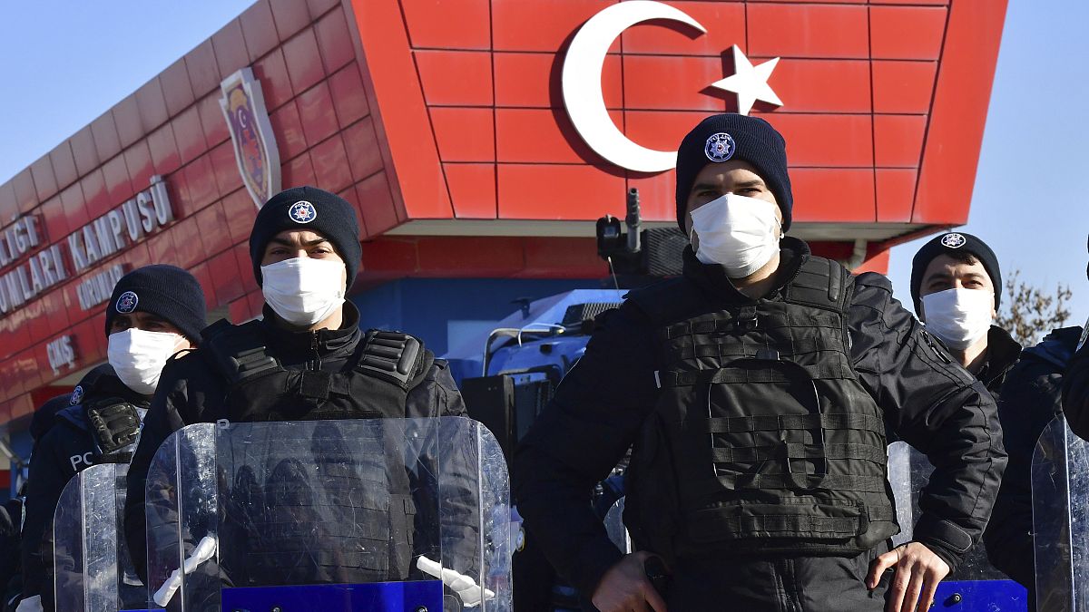 Újabb életfogytiglani börtönbüntetések Törökországban