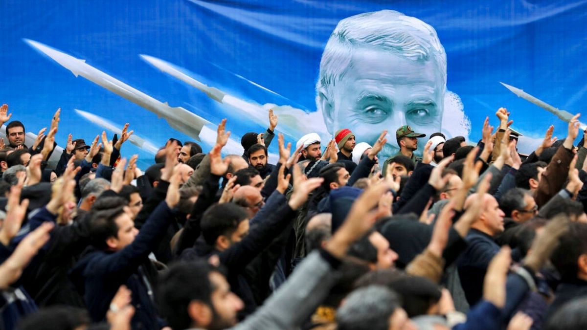 تظاهرات سال گذشته در تهران در اعتراض به حمله آمریکا به کاروان قاسم سلیمانی