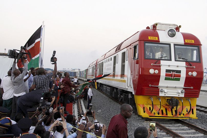 Kínai szállítmány érkezik a kenyai Mombasába
