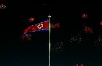 Mit Feuerwerk und Show: Nordkorea begrüßt 2021