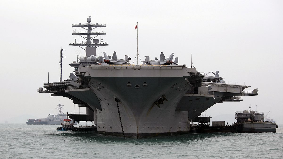 ABD uçak gemisi USS Nimitz