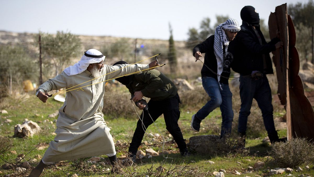 Συμπλοκές στη Δυτική Όχθη - Παλαιστίνιος σοβαρά τραυματίας από ισραηλινά πυρά