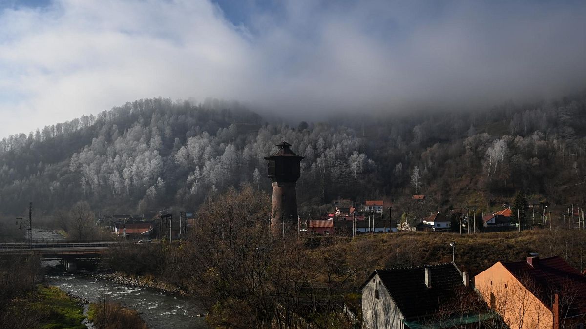 منظر جزئي لمدينة بتريلا، إحدى مدن تعدين الفحم، رومانيا، 24 نوفمبر 2020
